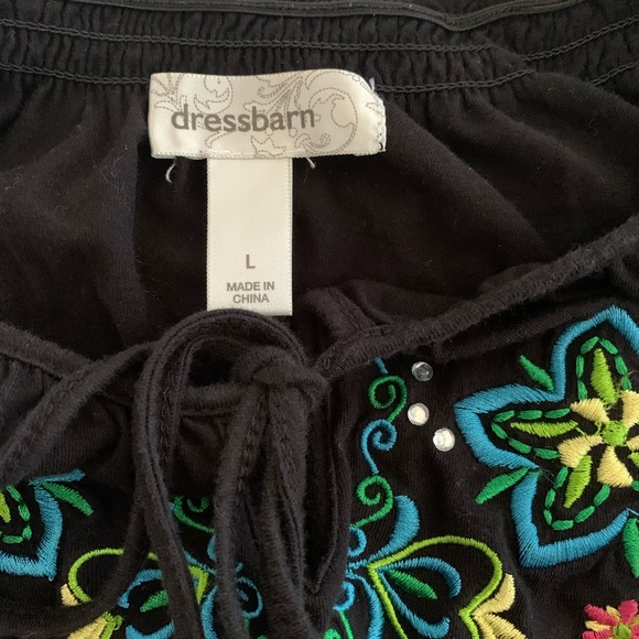 Dress Barn embroidered blouse - Picture 5 of 5